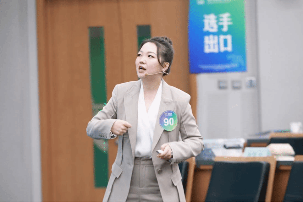 以“古典文学”为坐标系，  一位国关青年教师的课堂“突围”——国家安全学院文化与传播系罗曼老师青教赛获奖侧记