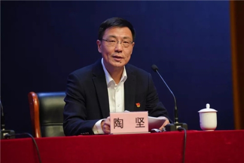 院党委副书记、院长陶坚讲主题教育专题党课_副本 院党委副书记、院长陶坚讲主题教育专题党课_副本
