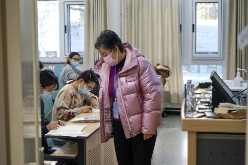 北京市人社局考试巡视员马彦同志巡查考场