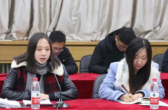 团委副书记余甚蓝、国经系辅导员高展发言 团委副书记余甚蓝、国经系辅导员高展发言
