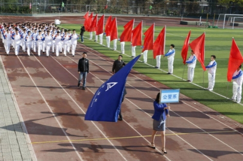公管系方阵入场 公管系方阵入场