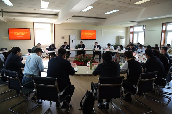 2016年度教师、学生党支部党建工作述职评议考核会现场 赵伟华 摄 2016年度教师、学生党支部党建工作述职评议考核会现场 赵伟华 摄