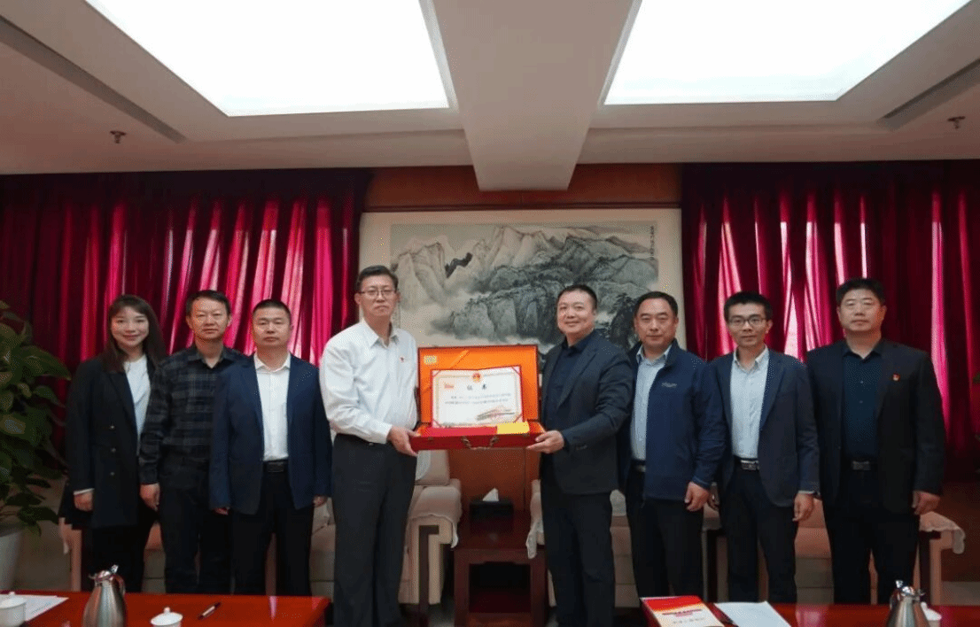 这面国旗，永久珍藏！