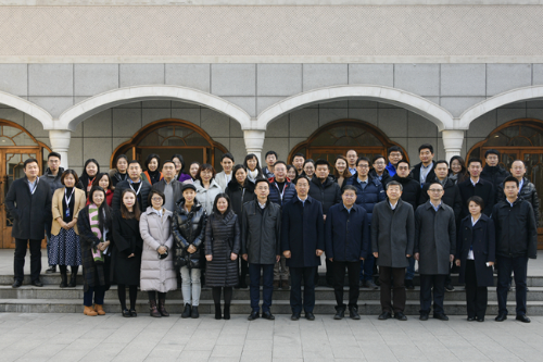 2第25届年会年会与会代表合影 2第25届年会年会与会代表合影
