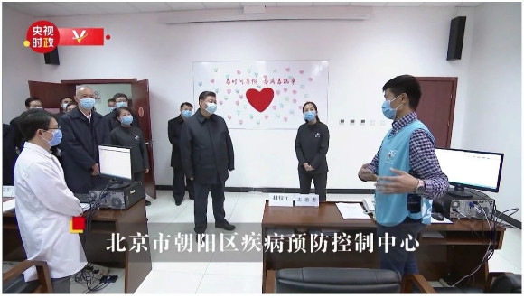 高宇轩同学向总书记介绍日常工作情况 高宇轩同学向总书记介绍日常工作情况