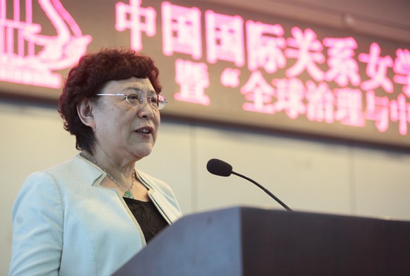 谭秀英 谭秀英