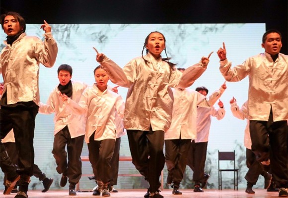 11外语学院街舞《精武门》 11外语学院街舞《精武门》