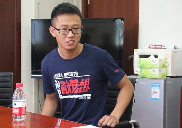 李世勇 李世勇