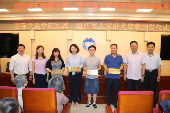 图片1 图片1