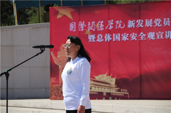 宣讲团成员杨建英教授 宣讲团成员杨建英教授