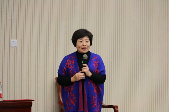 志愿服务团队的张平团长发言 志愿服务团队的张平团长发言
