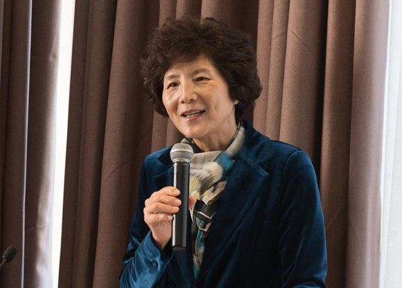 国际关系学院党委书记刘慧教授作主旨发言 国际关系学院党委书记刘慧教授作主旨发言
