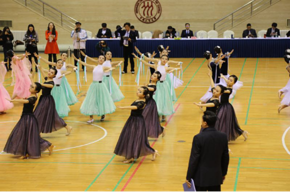 女子六人探戈比赛 女子六人探戈比赛