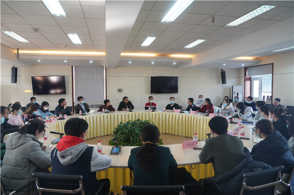 学院召开学生代表座谈暨现场办公会 学院召开学生代表座谈暨现场办公会