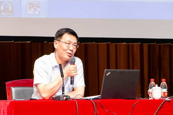 陶坚校长为新生作“开学第一课”主题讲座 陶坚校长为新生作“开学第一课”主题讲座